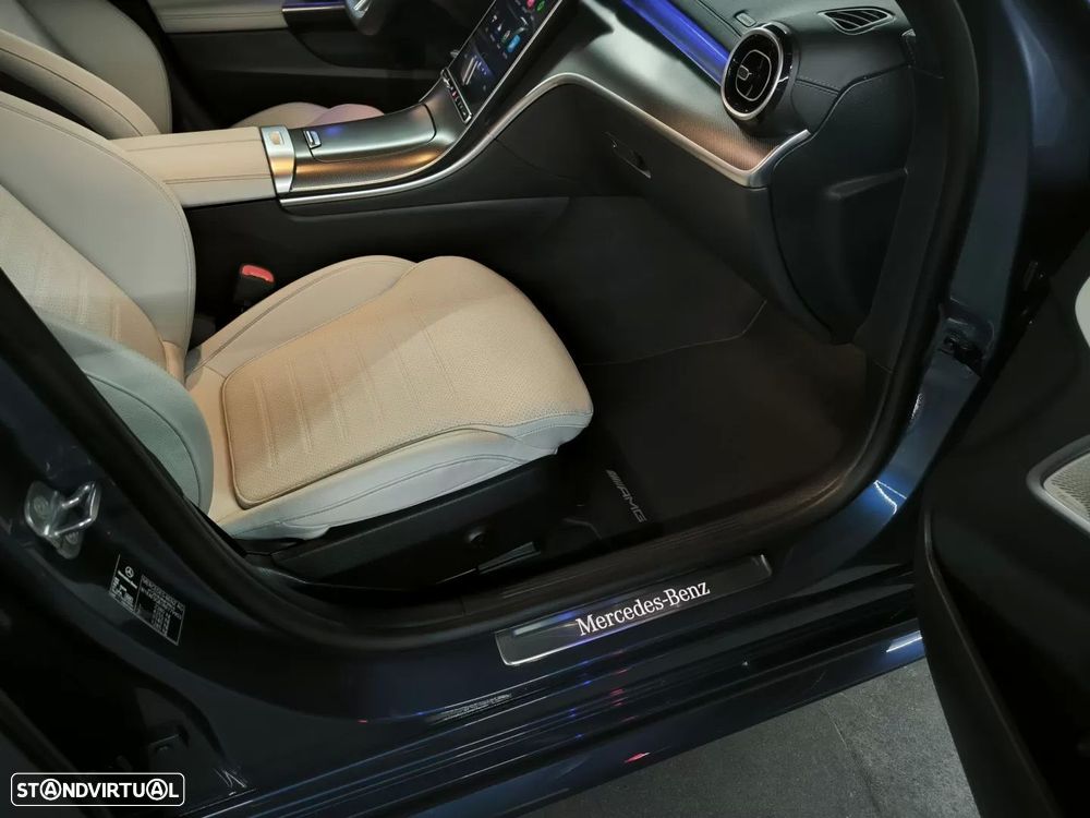 Mercedes-Benz C 300 d AMG Line - 30