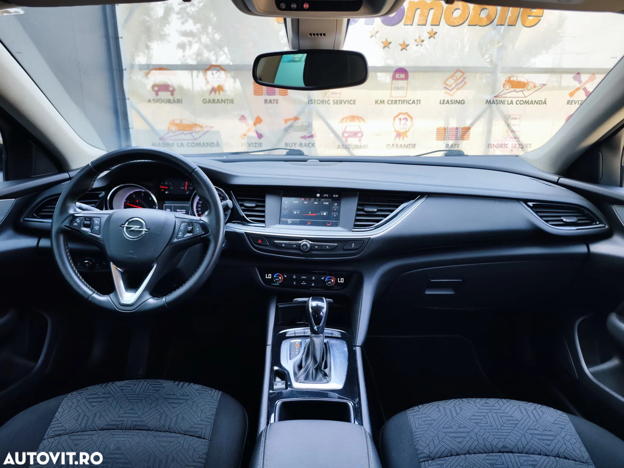 Opel Insignia - 10