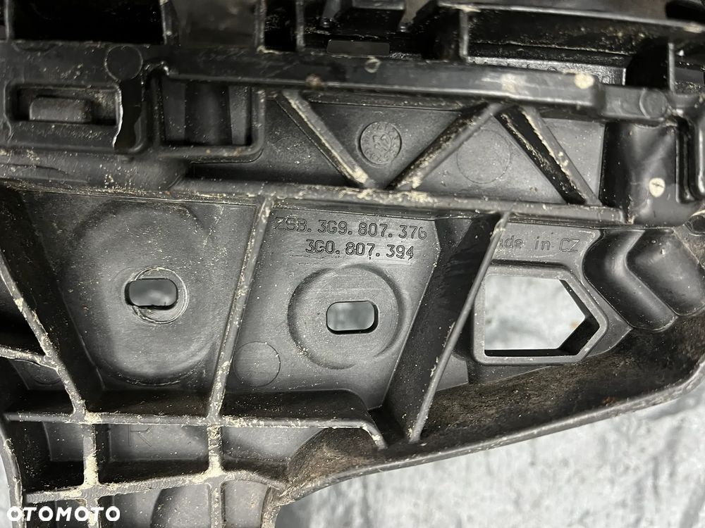 VW Passat B8 Ślizgi zderzaka tylnego komplet 3G9807863B 3G0807393 3G0807394 3G9807483 3G9807484 - 4