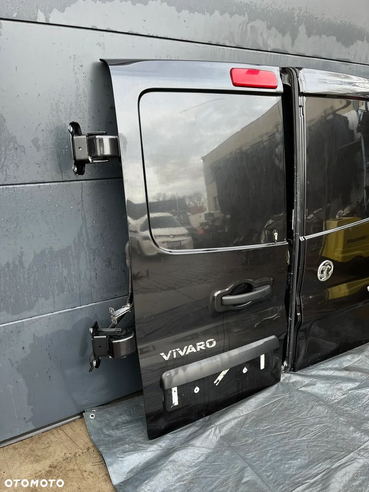 VIVARO Trafic Drzwi tylne lewe prawe OE - 6