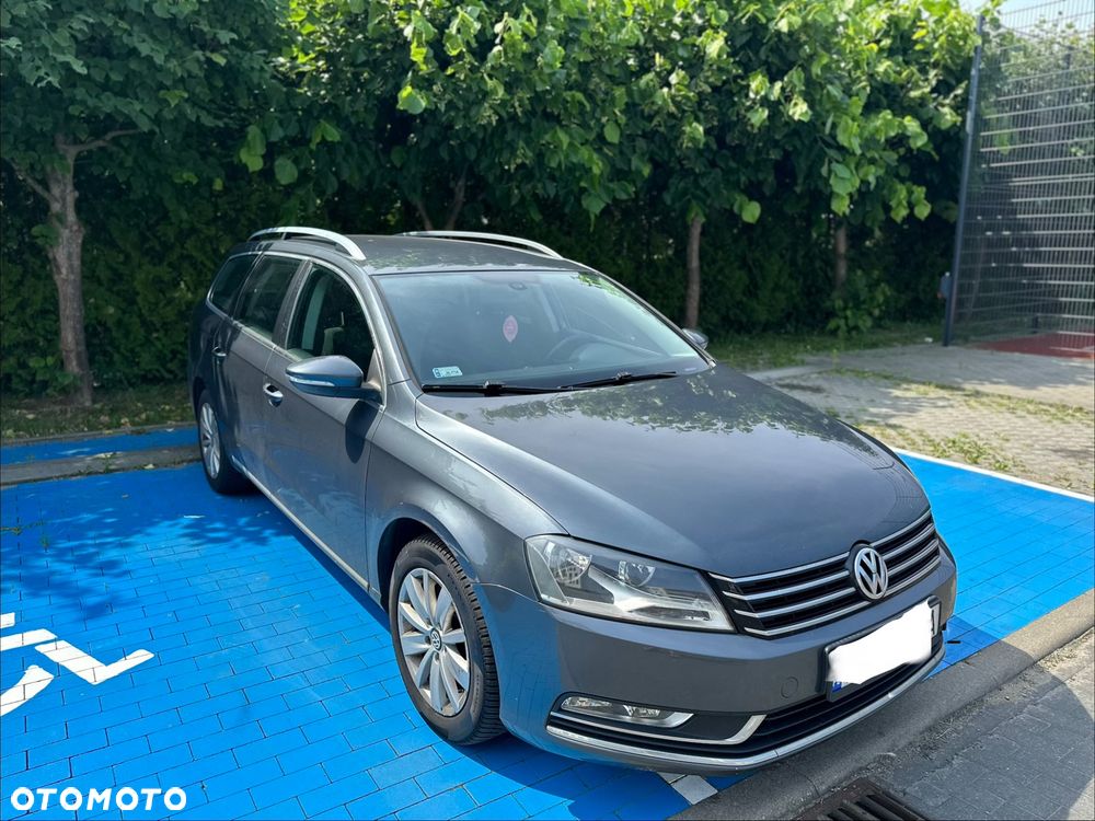 Volkswagen Passat 1.6 TDI Trendline - 2