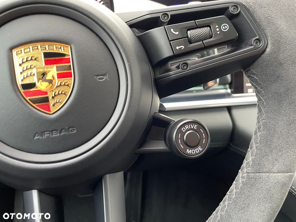 Porsche Panamera GTS - 38
