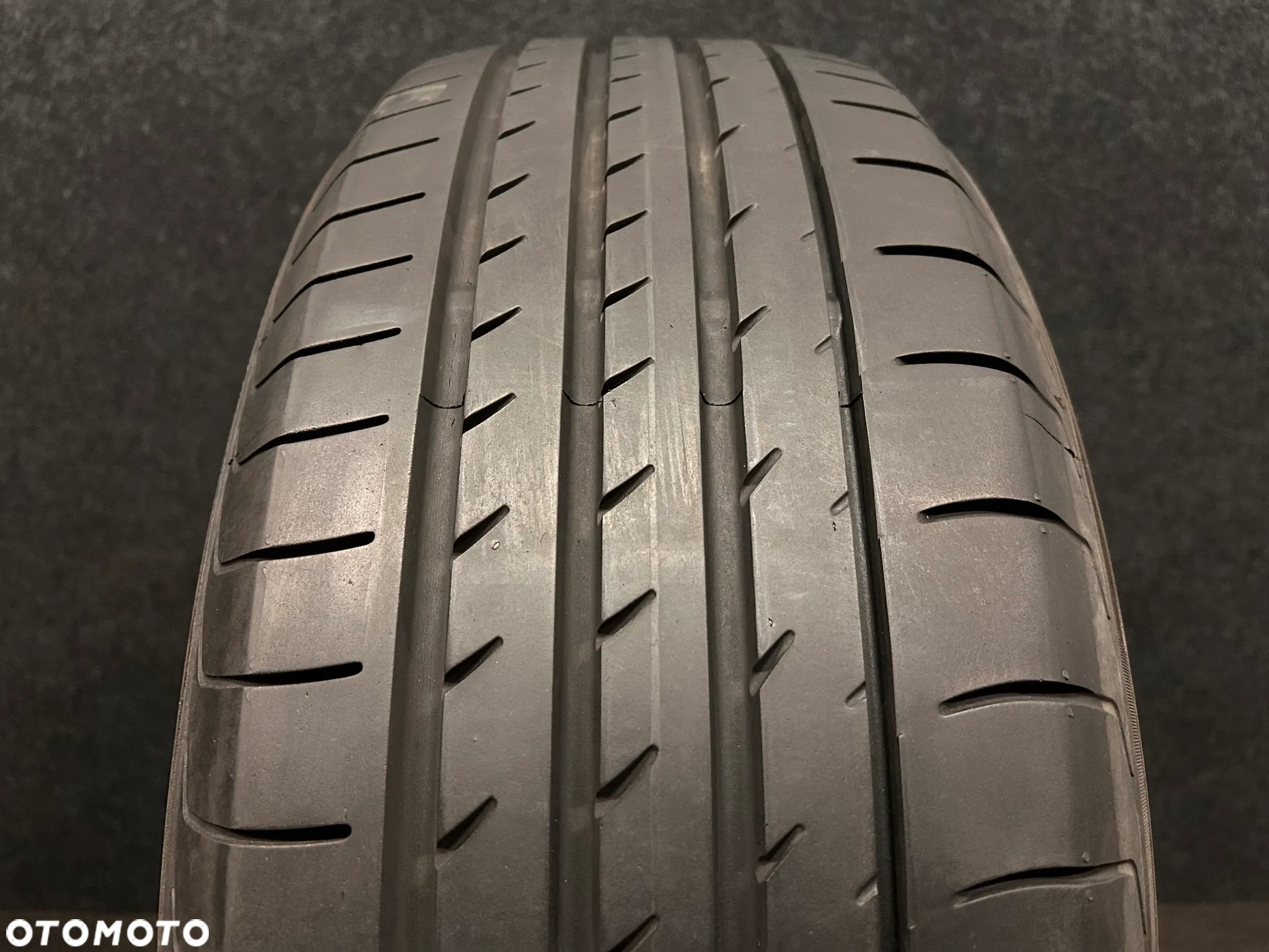 Yokohama Advan Sport V105 235/60/18 103V 1szt. - 2