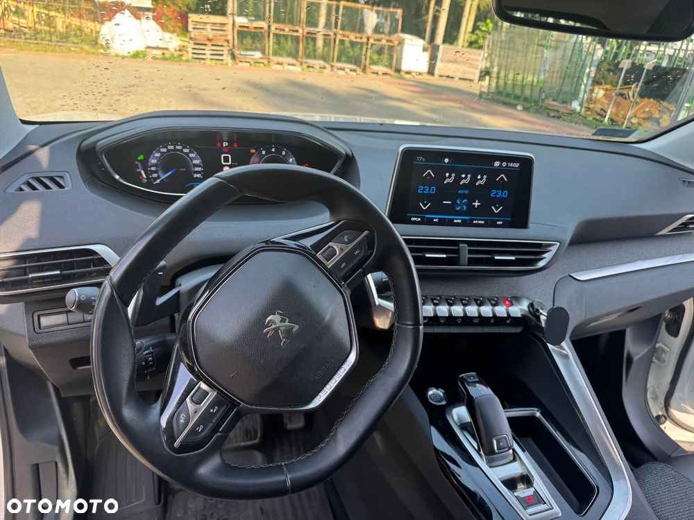 Peugeot 3008 1.6 PureTech GPF Allure S&S EAT8 - 8