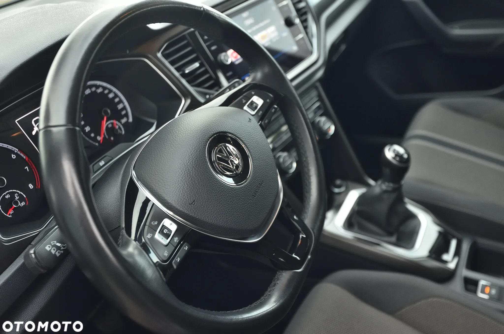 Volkswagen T-Roc 1.0 TSI Style - 23