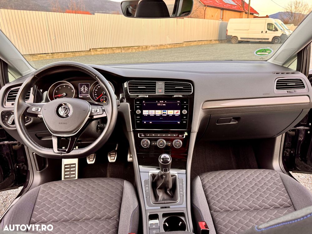 Volkswagen Golf 1.0 TSI BlueMotion Comfortline - 8