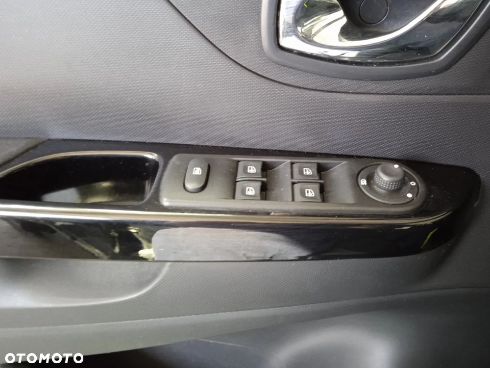 Renault Captur 1.5 dCi Limited - 13