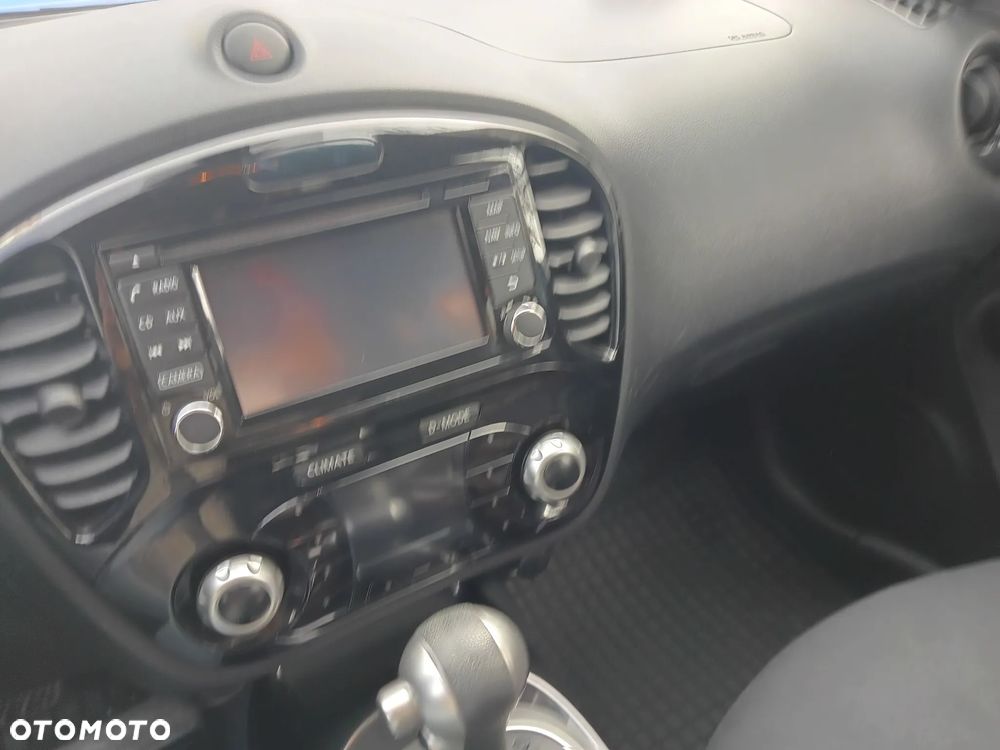 Nissan Juke 1.6 N-Connecta Xtronic - 13