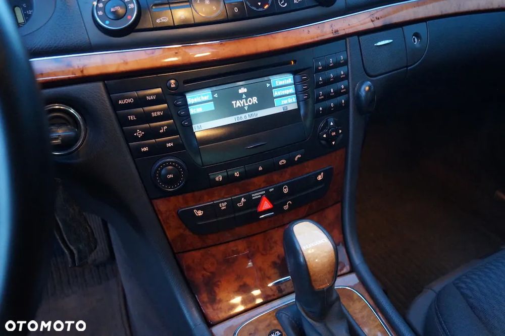 Mercedes-Benz Klasa E 200 Kompressor Automatik Elegance - 18