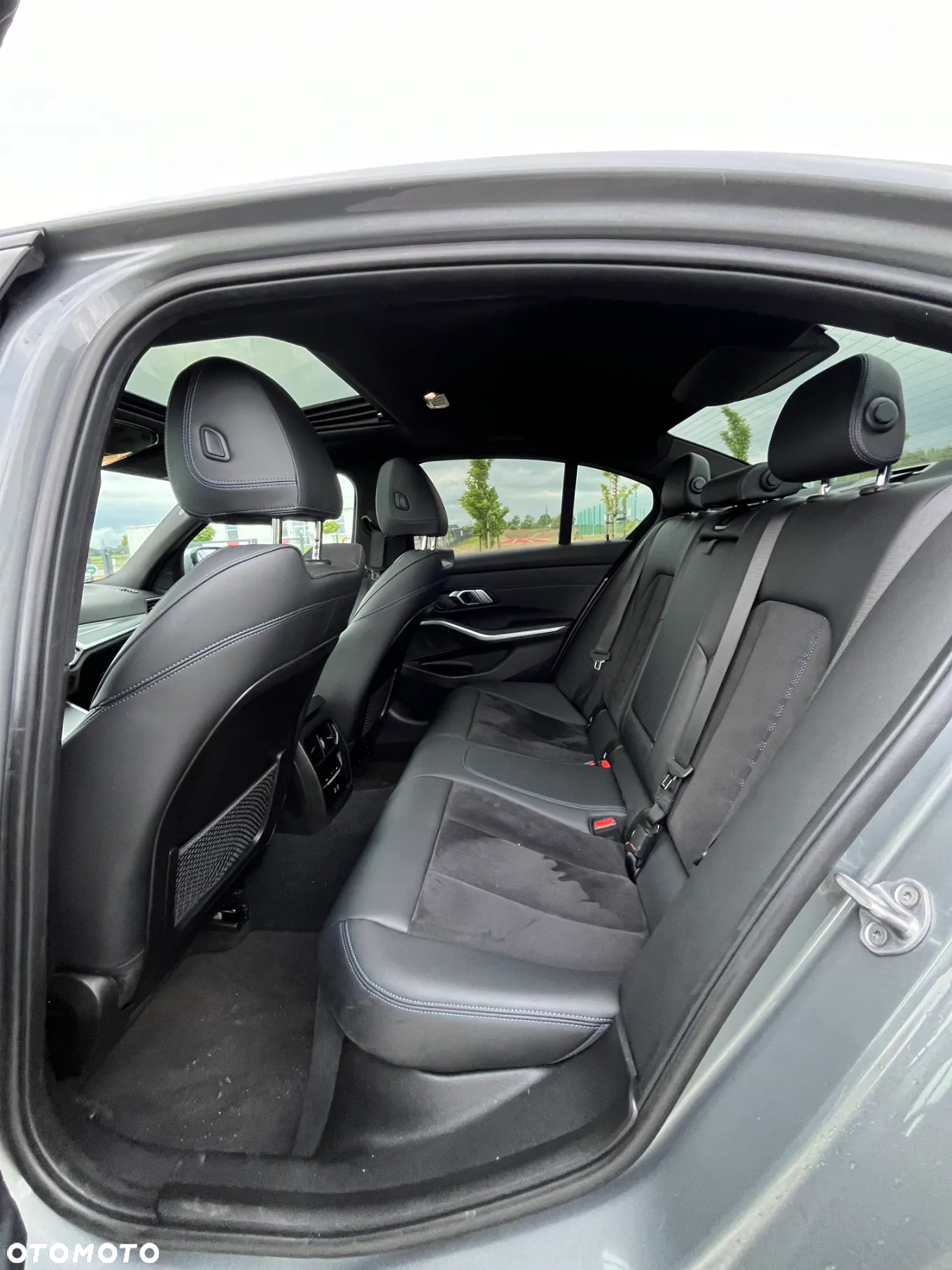 BMW Seria 3 320d M Sport - 13