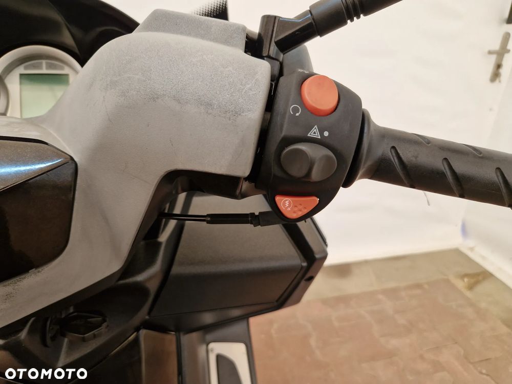 Peugeot Satelis - 36