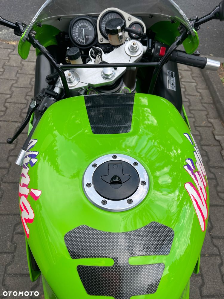 Kawasaki ZX - 8