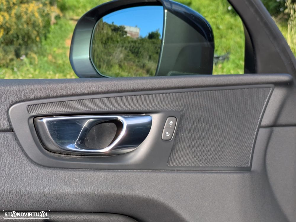 Volvo XC 60 2.0 T6 PHEV Inscription AWD - 49