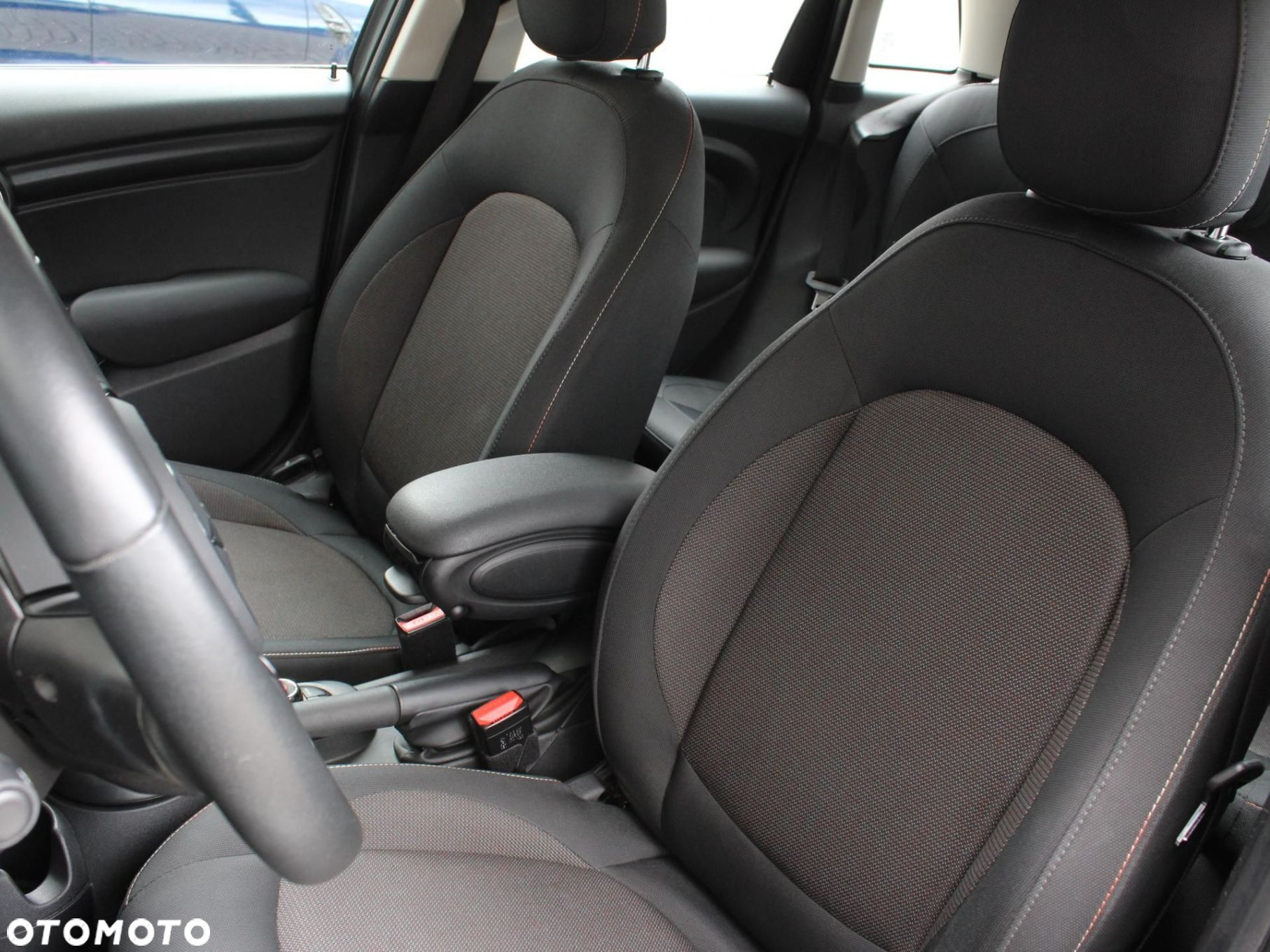 MINI Cooper - 8