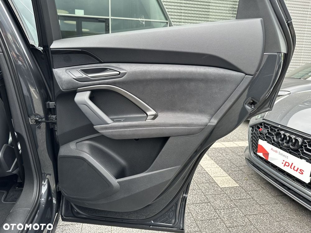Audi Q5 Sportback - 24