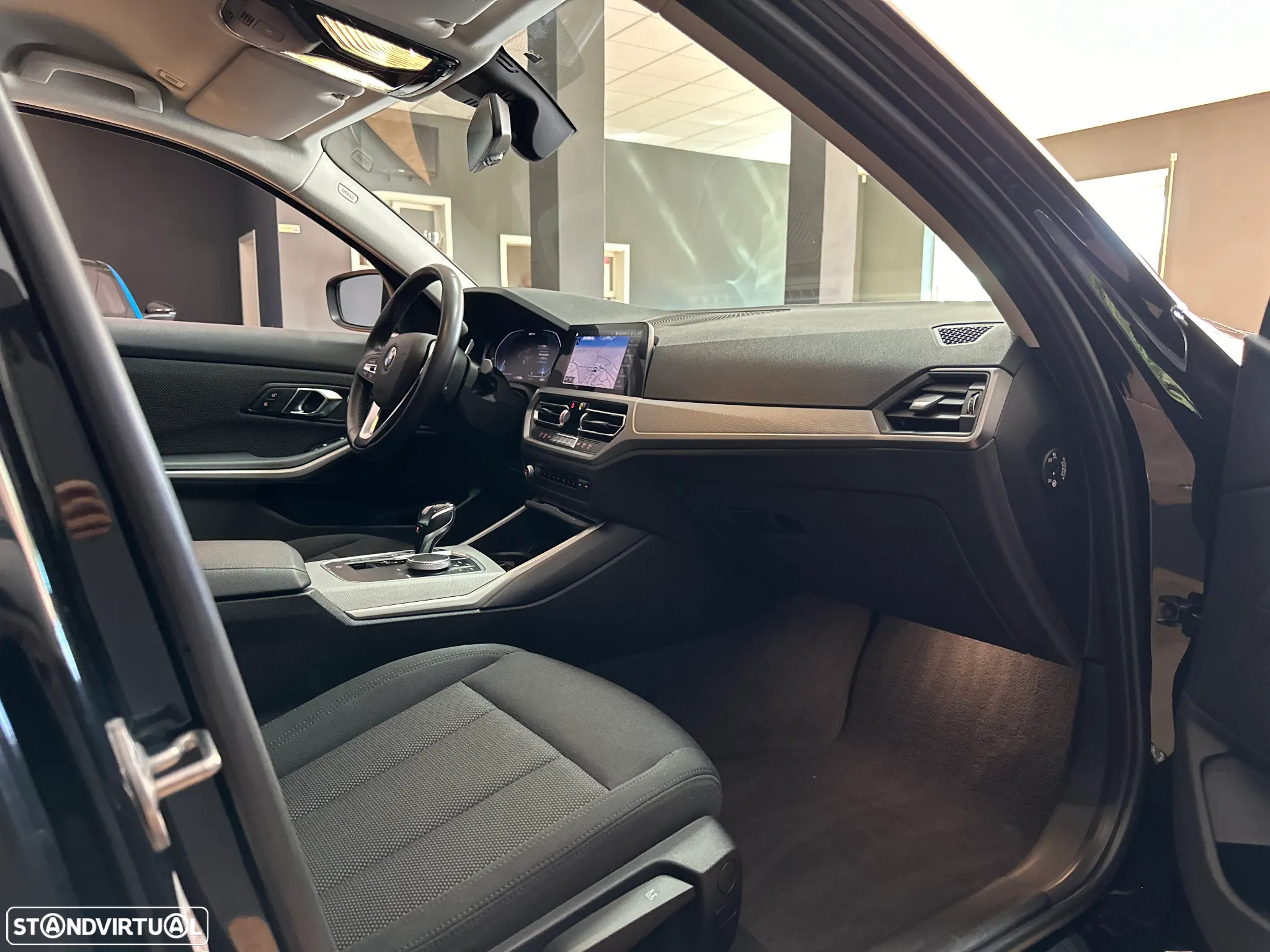 BMW 330 e Corporate Edition Auto - 10