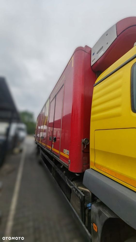 ZABUDOWA CHŁODNIA + AGREGAT dłu 9,10m szer 2,60m wys 2,66m podram 0,86m - 5