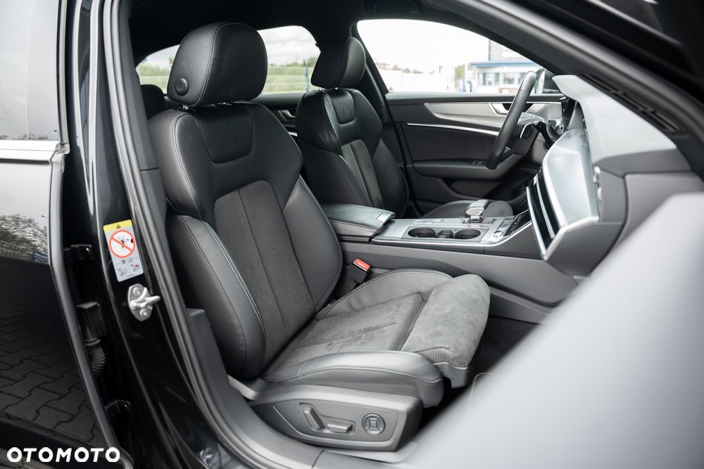 Audi A6 Avant 55 TFSI e quattro S tronic sport - 25