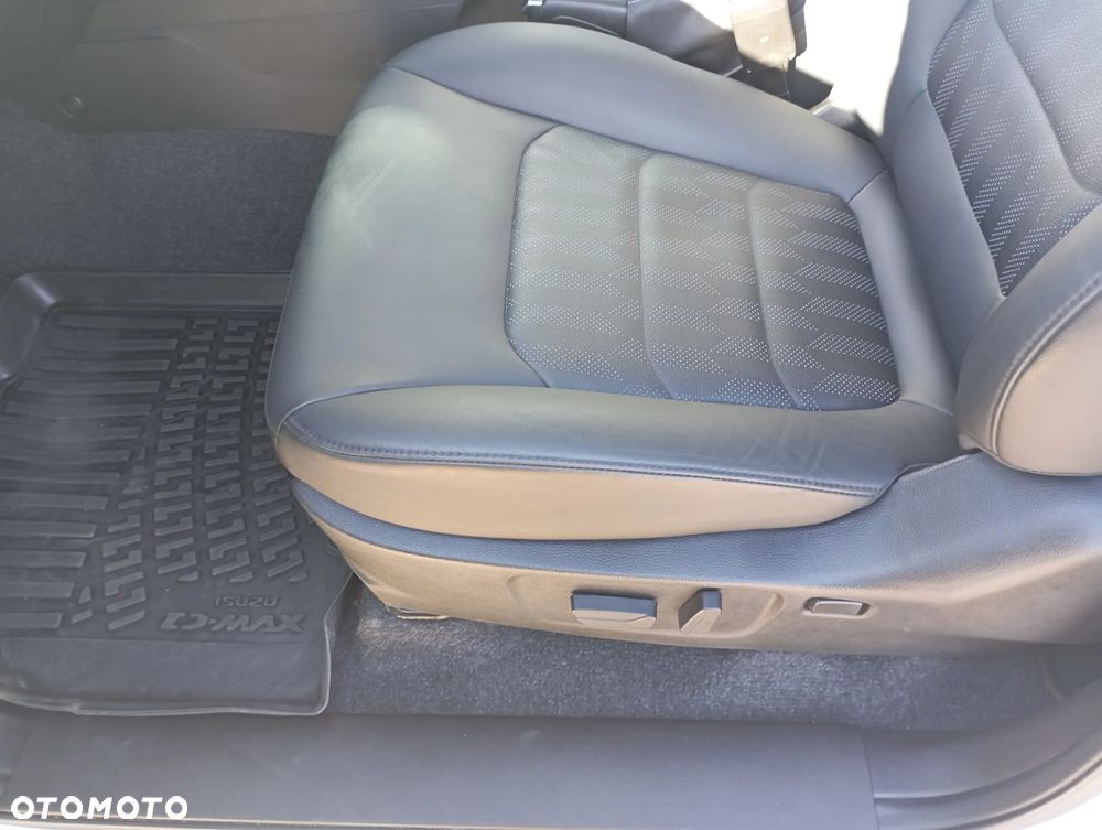 Isuzu D-Max 1.9 DC LSE - 24