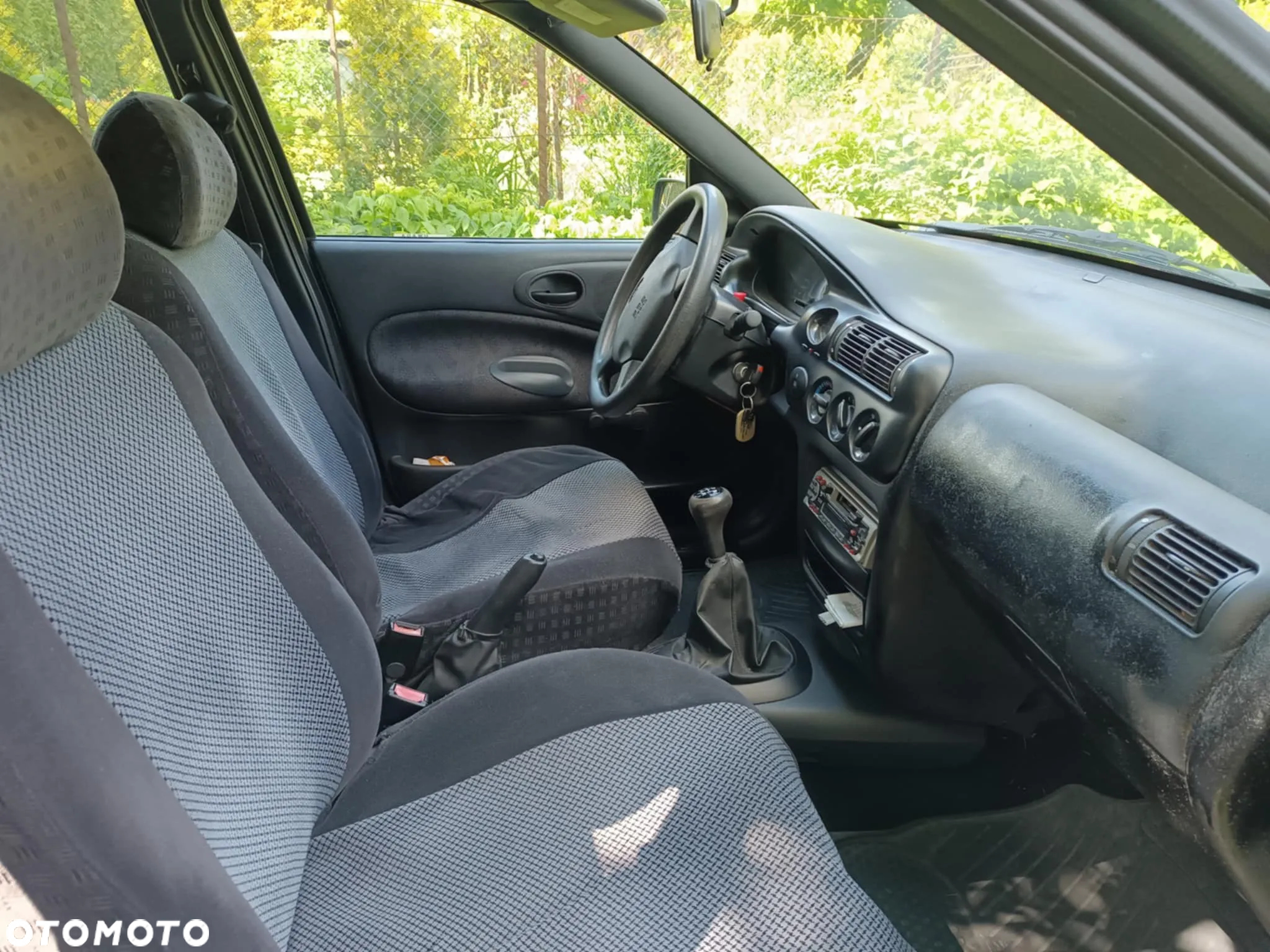 Ford Escort - 12