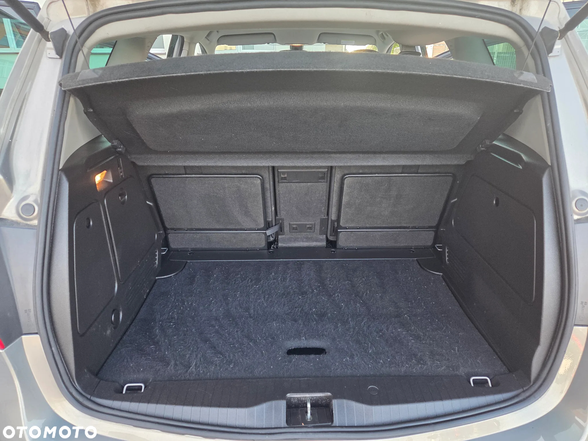 Opel Meriva - 38