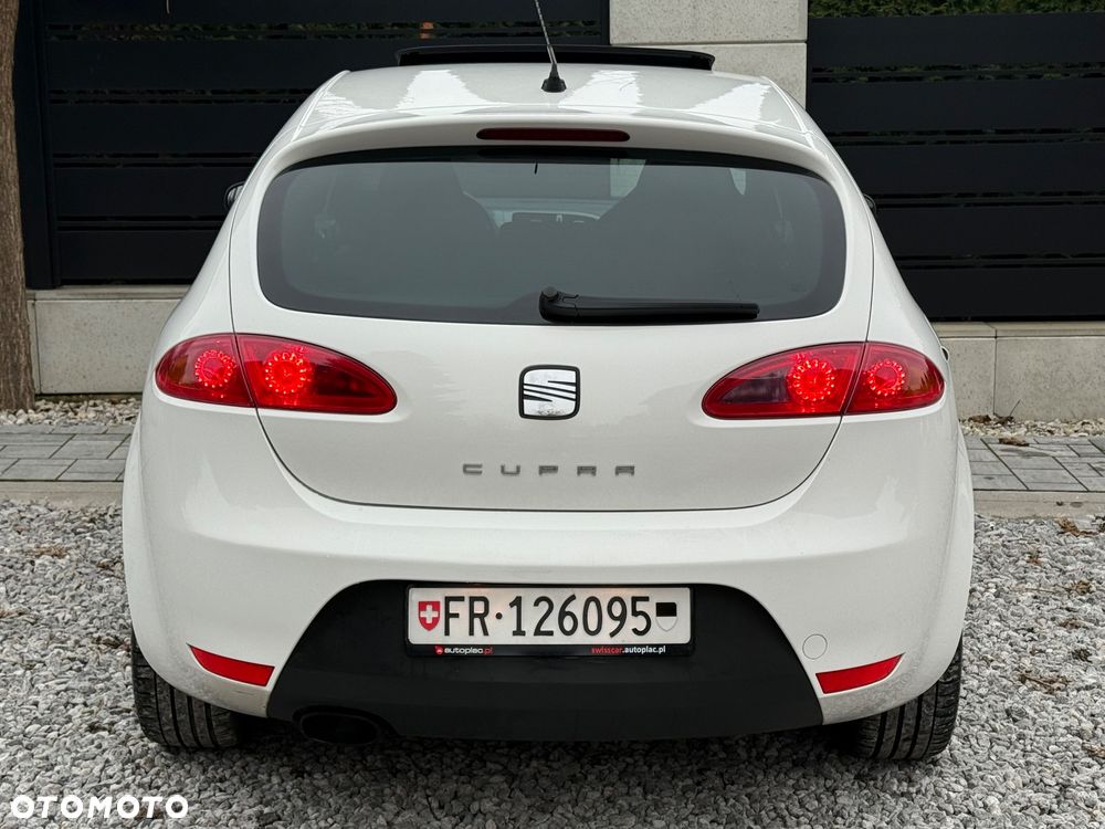 Seat Leon 2.0 T FSI Cupra - 11