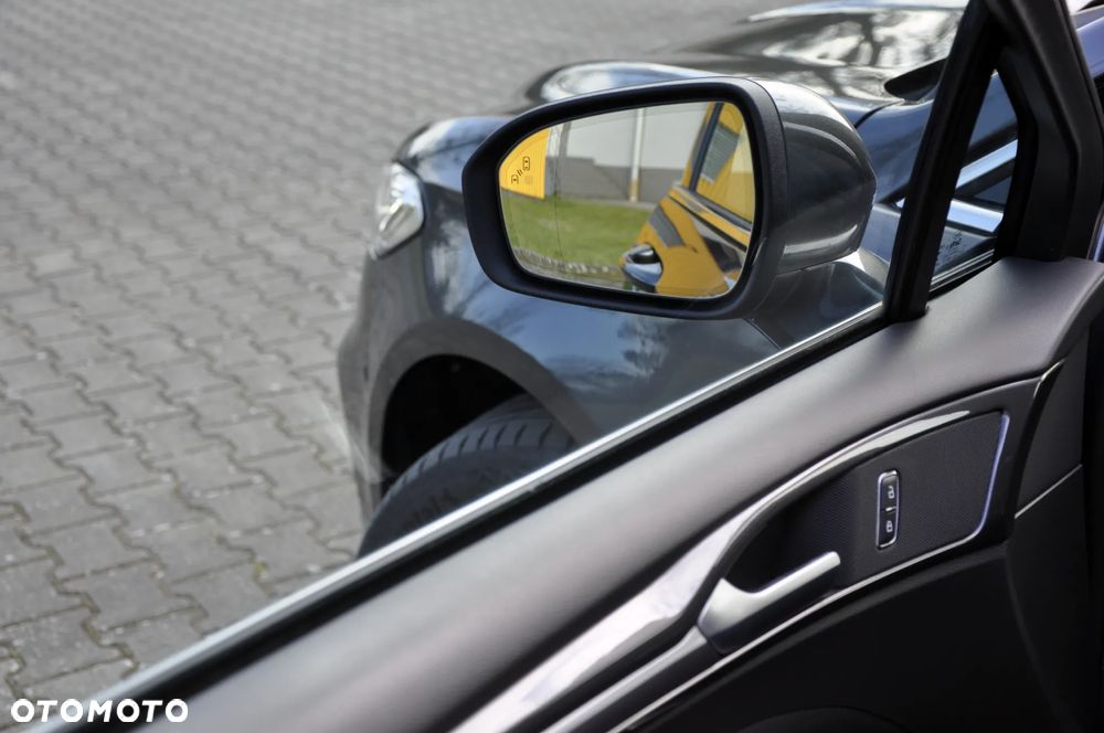 Ford Mondeo 2.0 Ti-VCT Titanium - 17