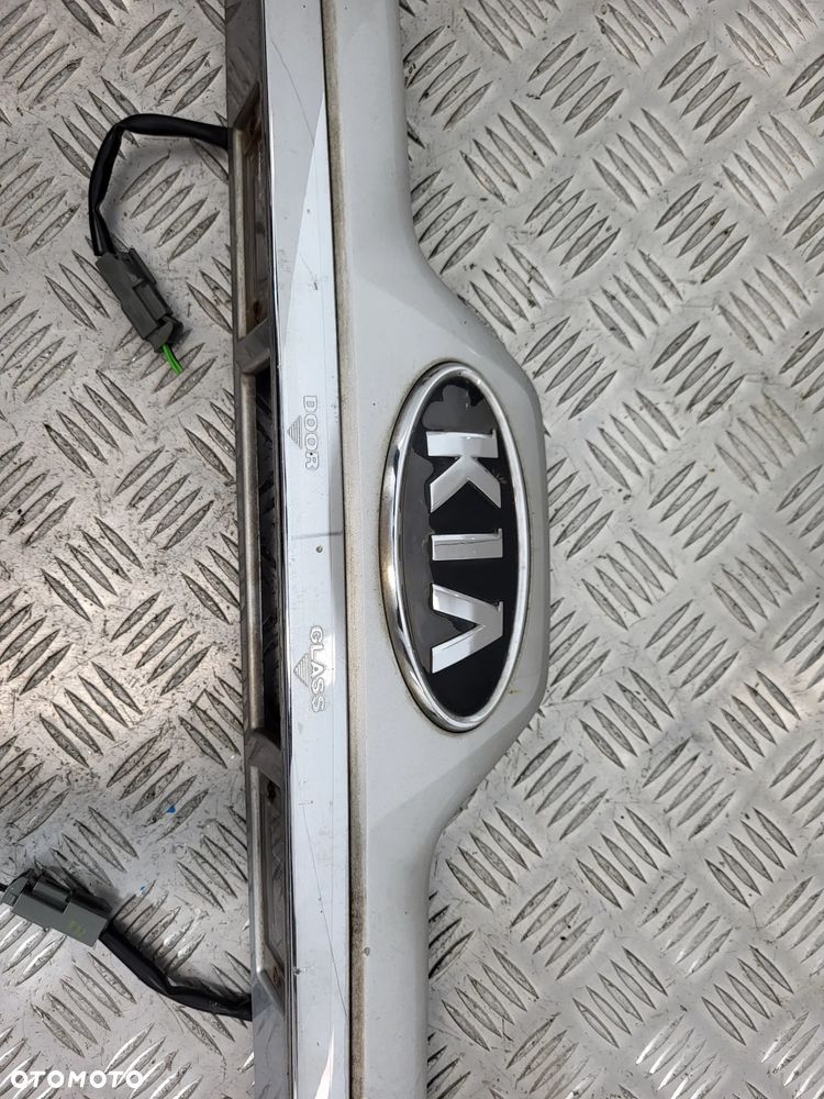 Kia Sportage II Blenda Klapy Bagażnika - 3