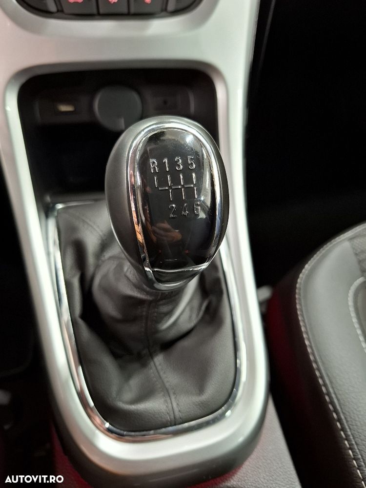 Opel Astra 1.6 CDTI ECOTEC Start/Stop Enjoy - 23