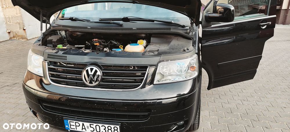 Volkswagen Multivan - 26