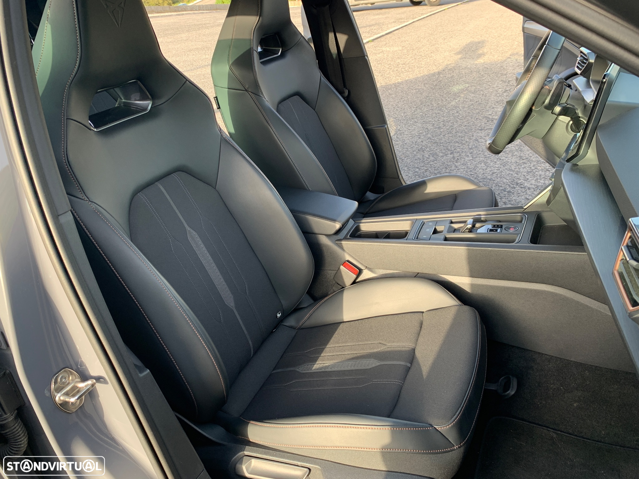 Cupra Leon 1.4 e-Hybrid VZ DSG - 12