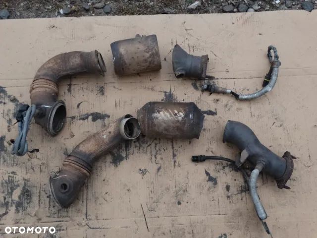 BMW 335i N54 E90 Katalizator 7553622 Flansza łacznik kolektor wydechowy Katalizatory - 1