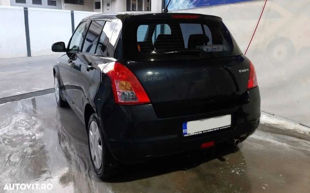 Suzuki Swift 1.3 GS - 3