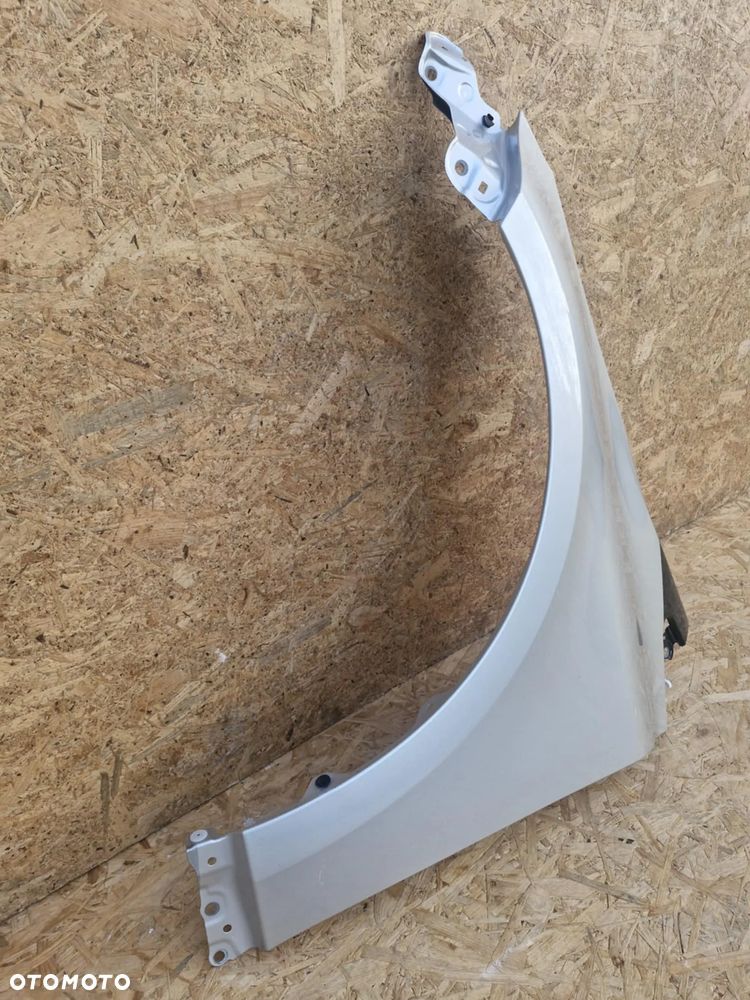 TOYOTA COROLLA E21 SEDAN BŁOTNIK LEWY PRZÓD - 3