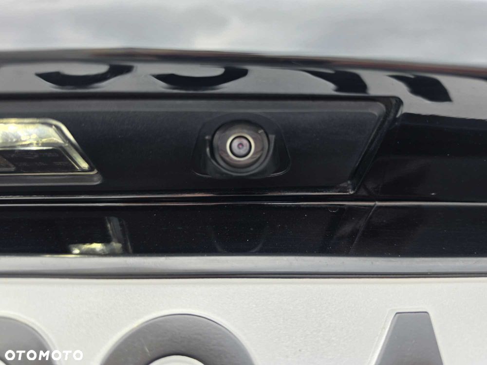 Volvo XC 60 B4 D Geartronic RDesign - 13