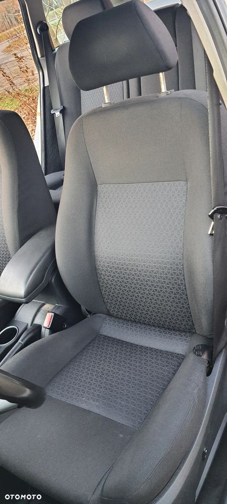 Ford Mondeo 2.0 Trend - 28