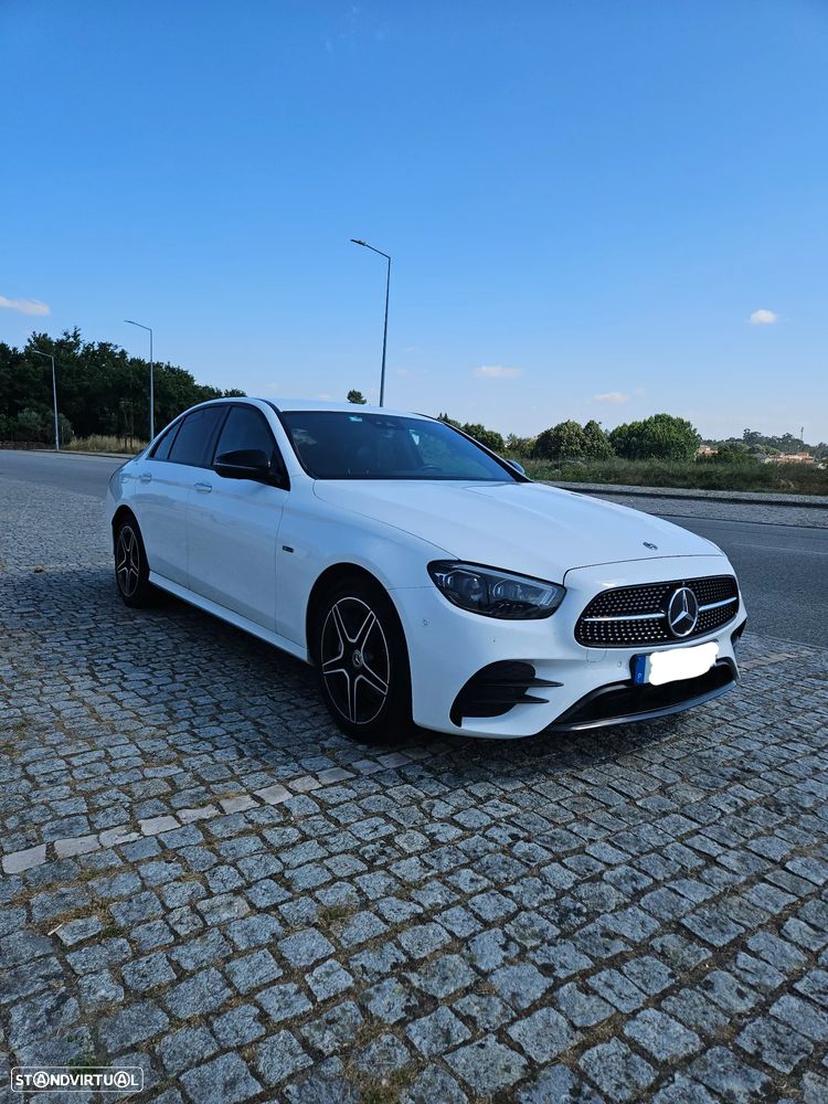 Mercedes-Benz E 300 de 9G-TRONIC AMG Line - 2