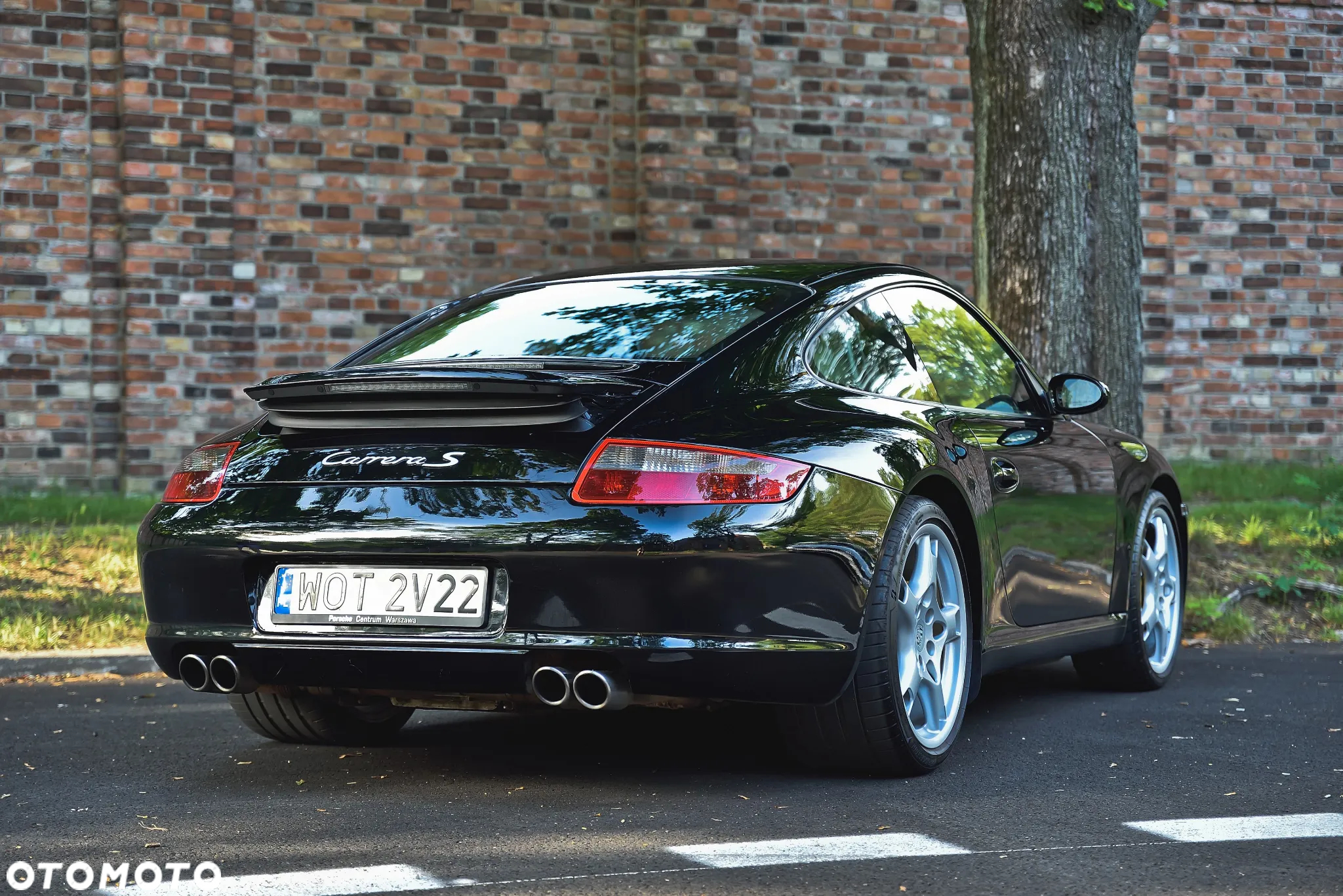 Porsche 911 Carrera S - 4