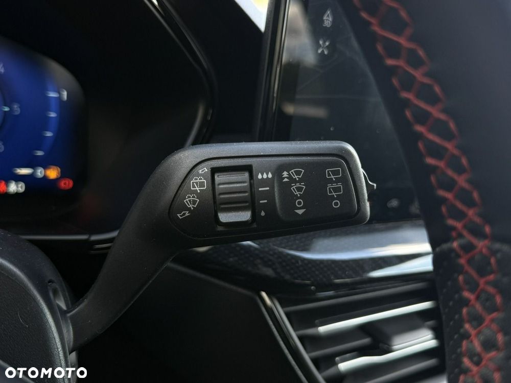 Ford Focus 1.5 EcoBlue STart-Stopp-System ST-LINE X - 18