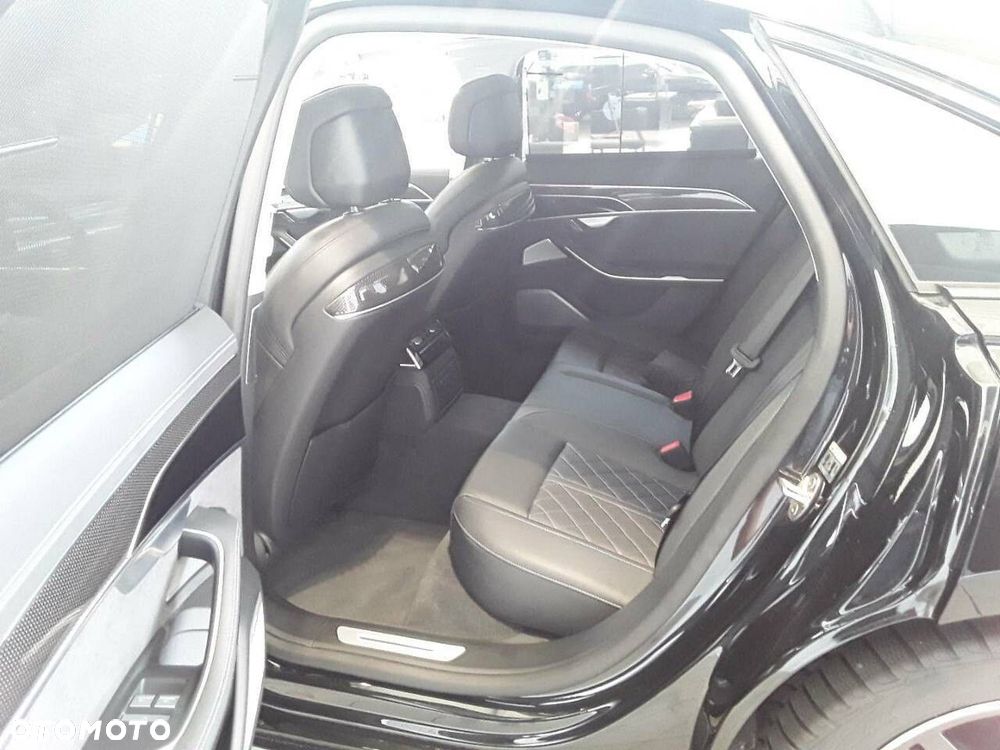 Audi S8 TFSI mHEV Quattro Tiptr - 16