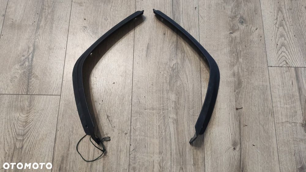 EU LISTWA BŁOTNIKA PRAWY PRZÓD KYMCO MXU 550 700