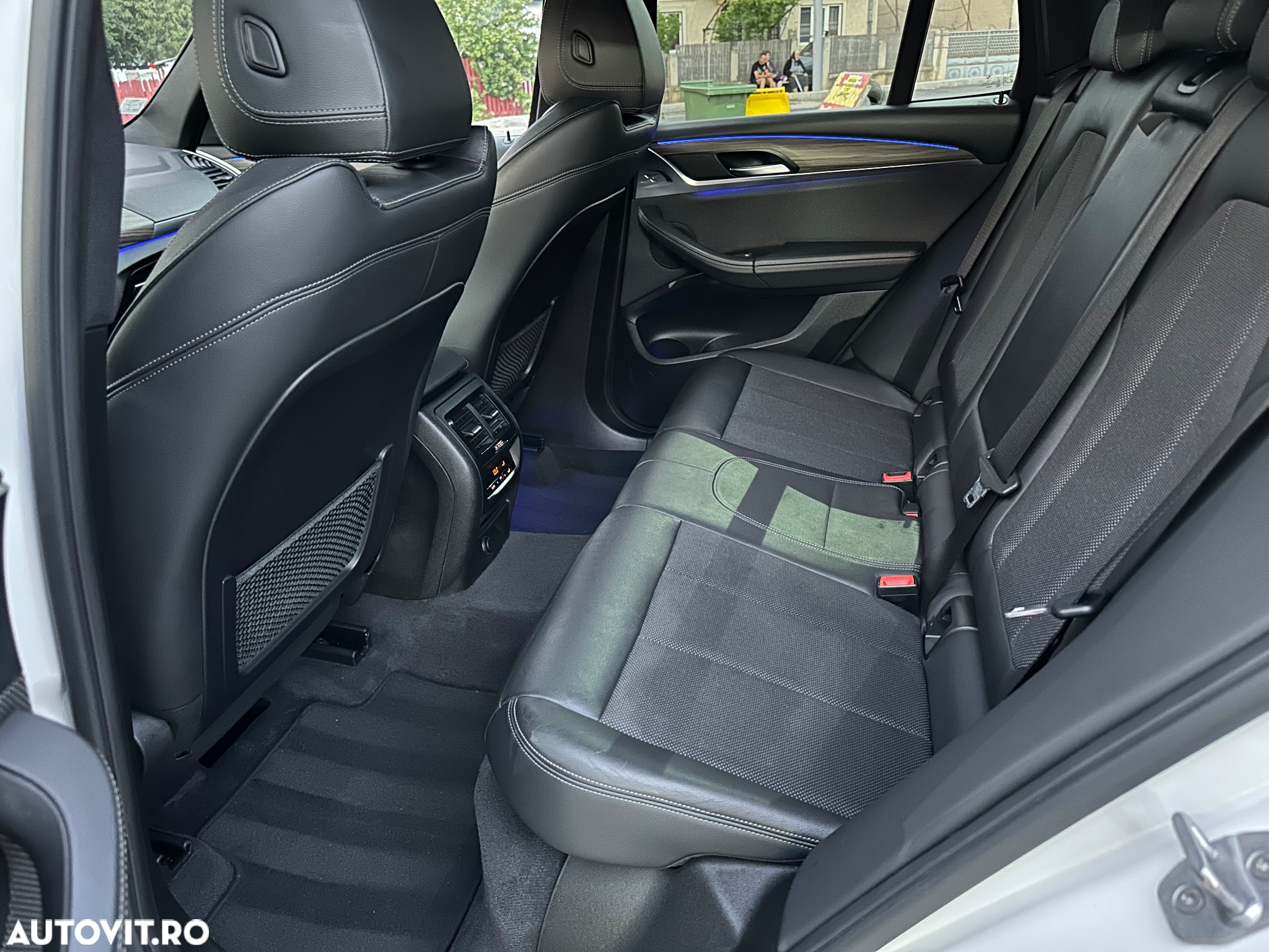 BMW X3 xDrive20i AT xLine - 8