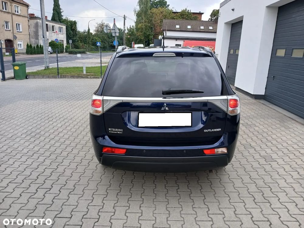 Mitsubishi Outlander 2.0 2WD Diamant Edition - 20