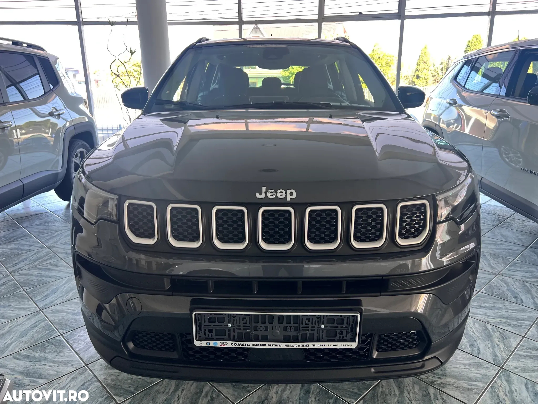 Jeep Compass - 2