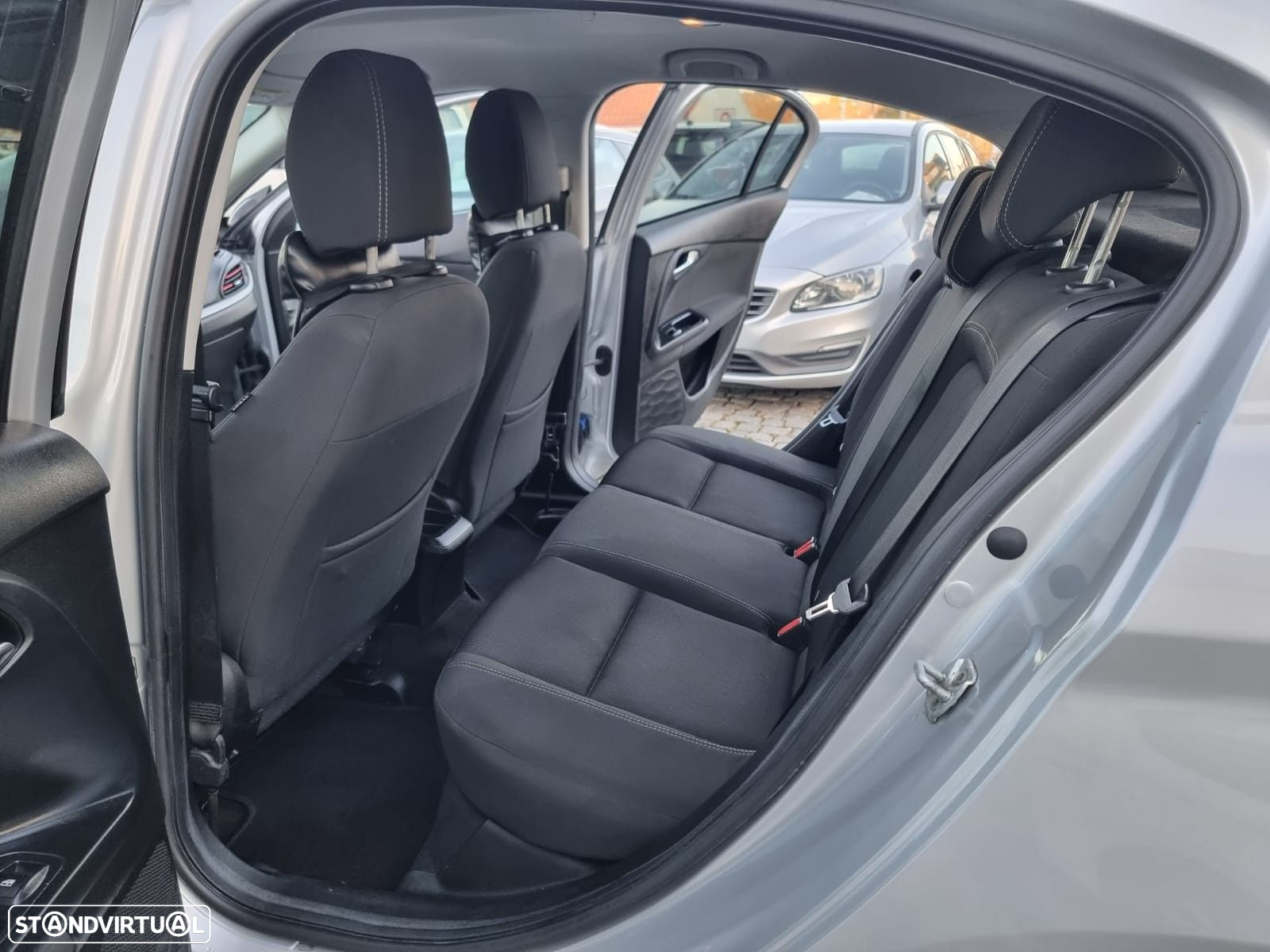 Fiat Tipo 1.3 M-Jet Lounge - 13