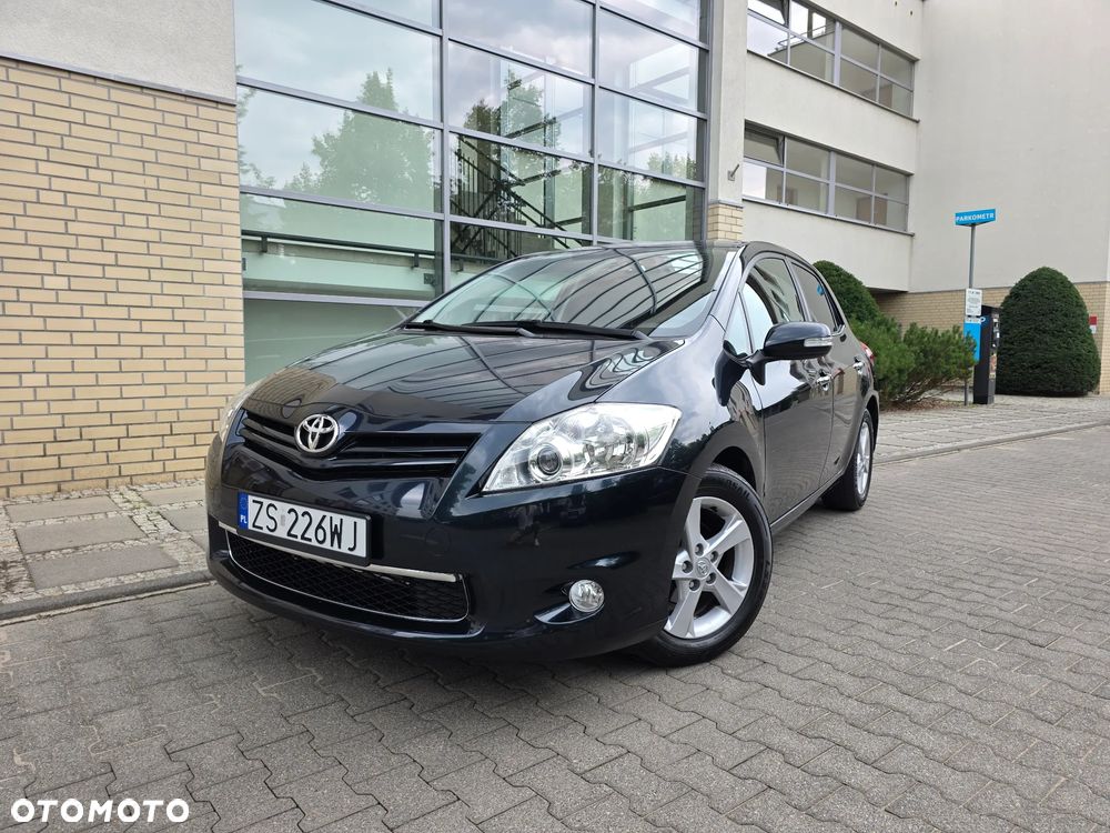 Toyota Auris 1.6 Valvematic START Edition - 1