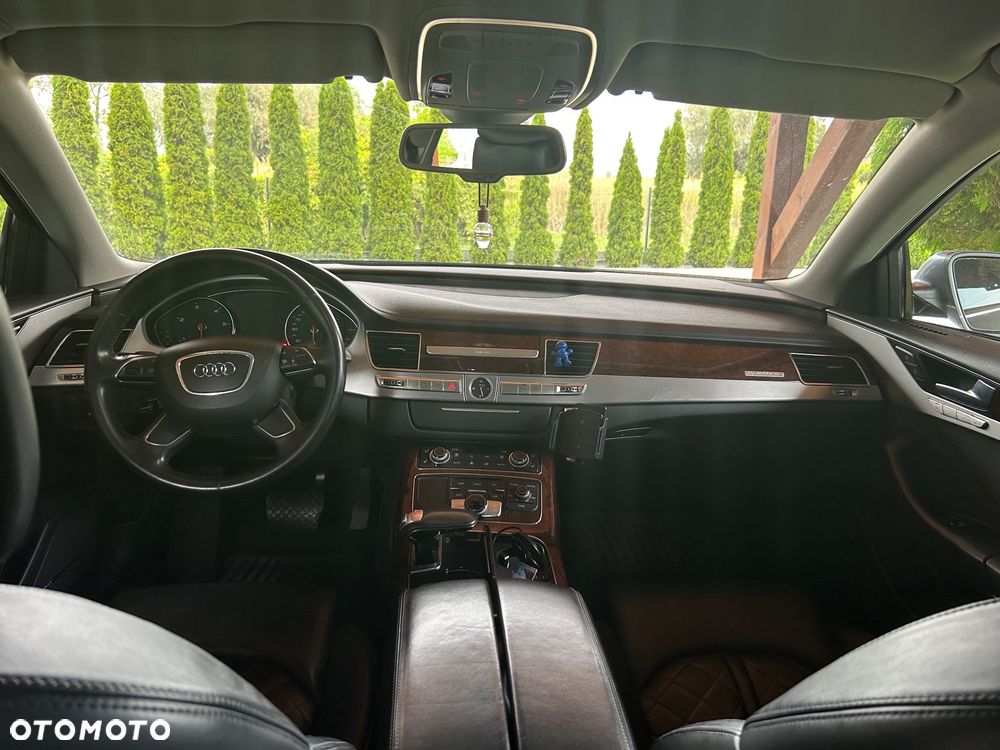 Audi A8 - 9