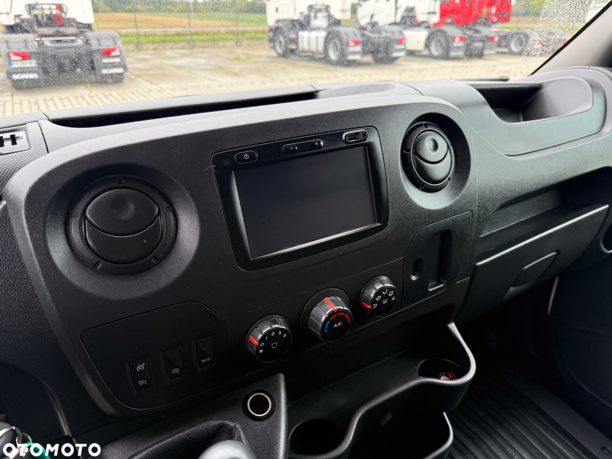 Renault MASTER 170 / L3H2 / DUŻE RADIO / Z FRANCJI / STAN BDB / / / - 29