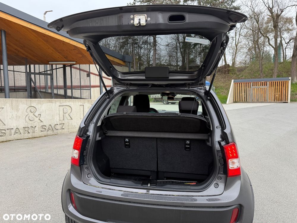 Suzuki Ignis 1.2 Premium AGS - 12