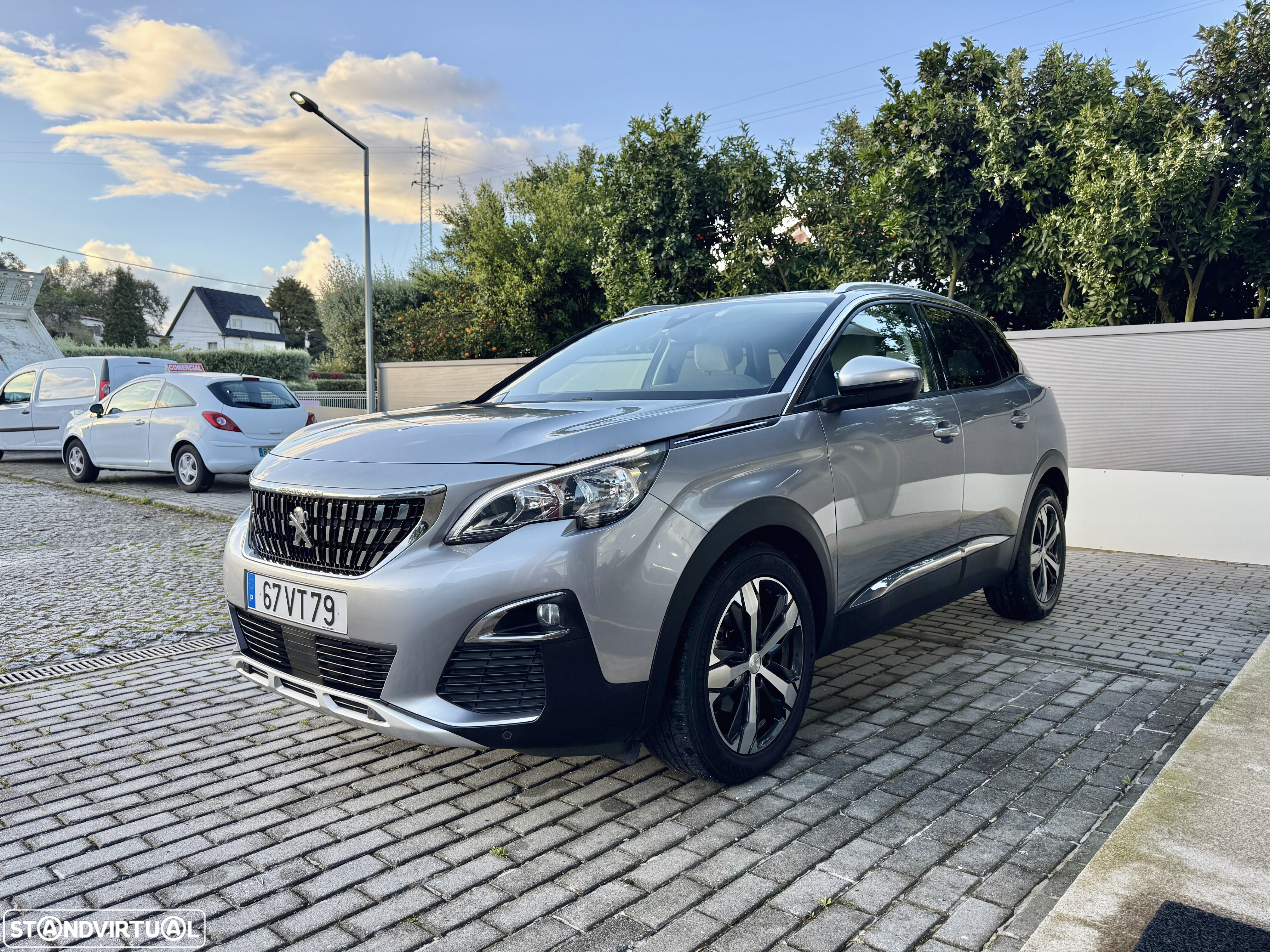 Peugeot 3008 1.5 BlueHDi Allure EAT8 - 3